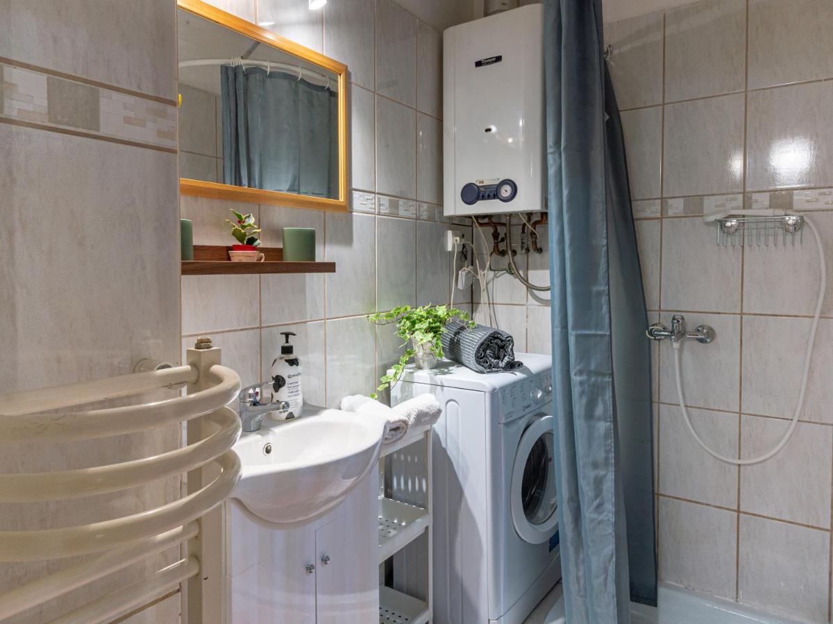 Inside Edge Apartment Budapest Exterior photo